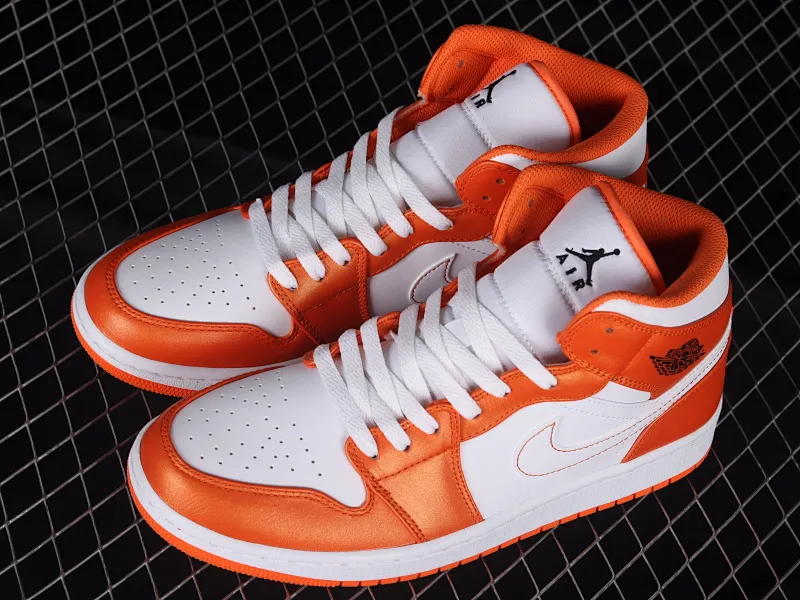 All categories Air Jordan Jordan series basketball shoes Air Jordan 1 Mid G version pure original Air Jordan 1 Mid "Surface" AJ1 Joe 1 white and orange small buckle mid-top basketball shoes DM3531-800